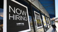 La tasa de desempleo en EE.UU. bajó al 3.6 % en marzo