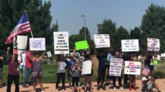 Manifestación en Colorado dice “no” a las vacunas obligatorias contra COVID-19