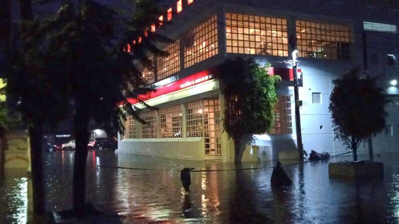 Viviendas afectadas por una inundación el lunes 6 de septiembre de 2021, en Ecatepec de Morelos, Estado de México (México). EFE/Madla Hartz