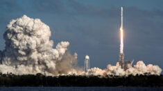 SpaceX prepara el despegue de su primer vuelo con tripulación de civiles