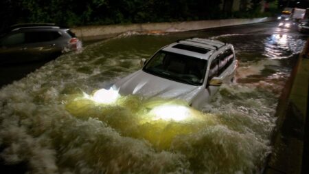 Remanentes de tormenta Ida dejan al menos 9 muertos en Nueva York y Nueva Jersey