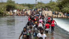 Seguridad Nacional pide ayuda militar para trasladar a los inmigrantes ilegales de Del Río