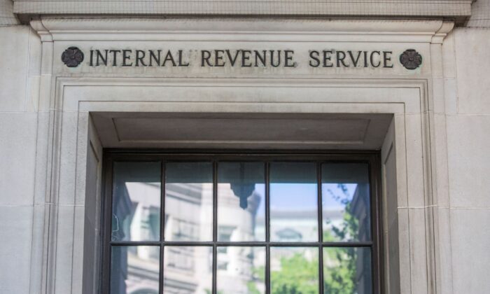 Edificio del Servicio de Impuestos Internos (IRS) en Washington, EE. UU., el 15 de abril de 2019. (Zach Gibson/Getty Images)
