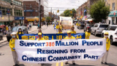 Chinos que viven en EE.UU. les piden a sus compatriotas que renuncien al PCCh