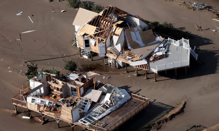 La destrucción que quedó a raíz del huracán Ida en Grand Isle, Luisiana, el 31 de agosto de 2021. (Win McNamee/Getty Images)