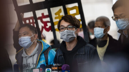 Encarcelan a 7 activistas de Hong Kong por una protesta contra la ley de seguridad nacional