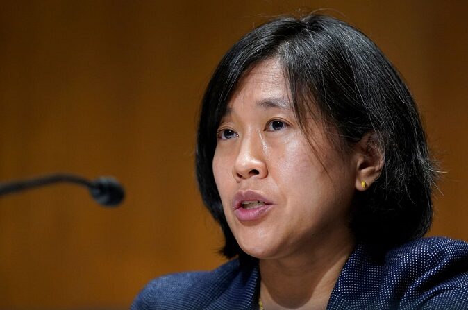 La representante comercial de Estados Unidos, Katherine C. Tai, testifica ante el Comité de Finanzas del Senado en el Capitolio el 12 de mayo de 2021 en Washington, DC. (Susan Walsh-Pool/Getty Images)