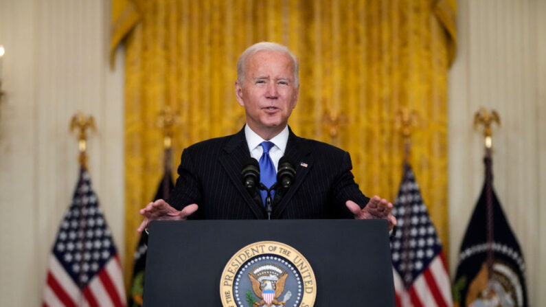 El presidente de los Estados Unidos, Joe Biden, en el East Room de la Casa Blanca el 13 de octubre de 2021 en Washington, DC. (Drew Angerer/Getty Images)