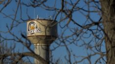 Kansas: Exempleado de instalación de agua se declara culpable de detener el sistema estando «ebrio»
