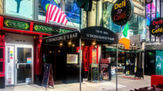 Dueños de restaurantes en NYC: Las ventas descendieron entre un 40 y 60% por la orden de vacunación