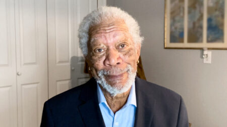 Morgan Freeman se opone a la “desfinanciación de la policía”: “La mayoría hacen su trabajo”