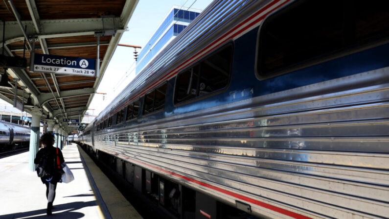 Una foto de archivo de un tren Amtrak. (Rob Carr/Getty Images)
