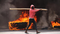Miles de haitianos protestan contra el alto costo de alimentos y combustibles