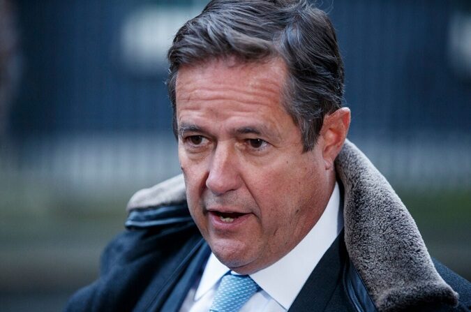 Jes Staley, director ejecutivo de Barclays, llega a Downing Street para una reunión en Londres el 11 de enero de 2018. (Tolga Akmen/AFP vía Getty Images)
Britain's Prime Minister Theresa May mets with business leaders from the financial services sector at Downing Street.  / AFP PHOTO / Tolga Akmen        (Photo credit should read TOLGA AKMEN/AFP via Getty Images)