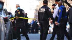 Se espera que los 2 policías neoyorquinos heridos en tiroteo en el Bronx se recuperen totalmente