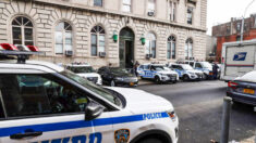 Policía de NY detiene a hombre sospechoso del intento de robo en el metro que mató a una mujer