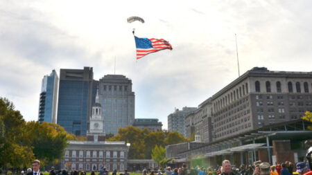 Filadelfia honra a los veteranos con el regreso de su desfile