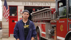 «Nuestro cuartel está en llamas»: Capitán de bomberos de Chicago lucha contra orden de vacunación