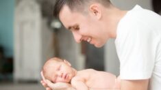Padre soltero enfrenta el reto de criar a su bebé: «Estaba nervioso y asustado»