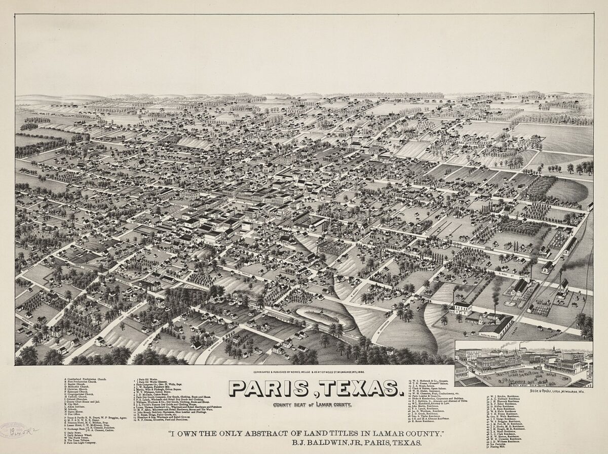 Algunos lugares recibieron el nombre de ciudades del "viejo continente". Un mapa de París, Texas, en 1885 (dominio público).