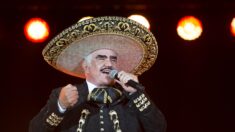 México llora la pérdida de su rey de las rancheras, Vicente Fernández