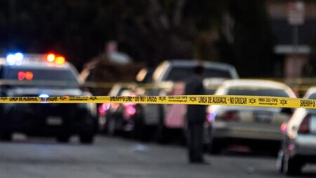 Video de tiroteo donde murió una adolescente en una tienda de ropa fue publicado por LAPD