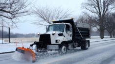 Estados se enfrentan a escasez de conductores de barredoras ante proximidad de tormentas invernales