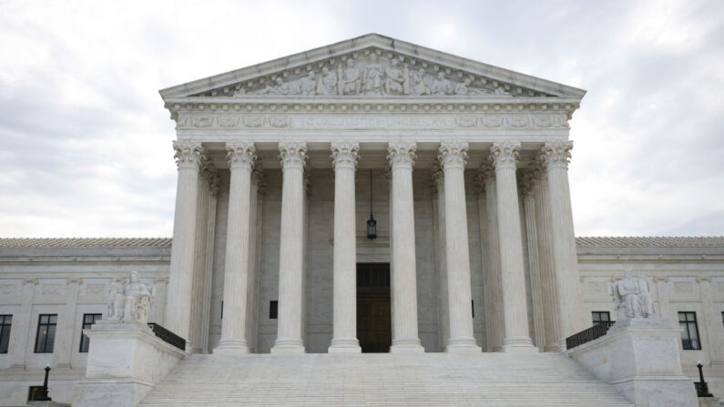 La Corte Suprema es vista el 04 de octubre de 2021 en Washington, DC. (Kevin Dietsch/Getty Images)
