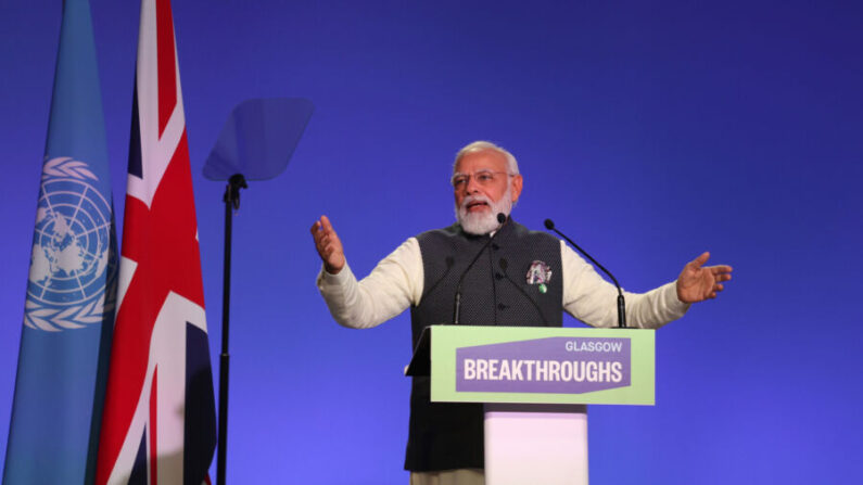 El primer ministro indio Narendra Modi habla en la COP26 en Glasgow, Escocia, Reino Unido, el 2 de noviembre de 2021. (Chris Jackson/Getty Images) 