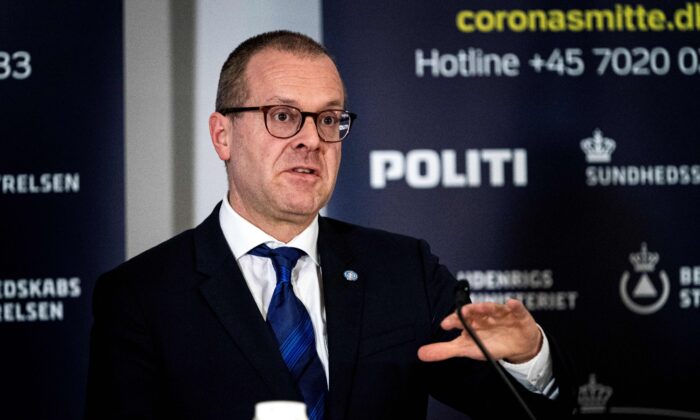 El director europeo de la Organización Mundial de la Salud (OMS), Hans Kluge, habla en una conferencia de prensa sobre COVID-19 en Copenhague, Dinamarca, el 27 de marzo de 2020. (Ida Guldbaek Arentsen/Ritzau Scanpix/AFP/Getty Images)