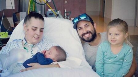 Mamá regresa a casa para Acción de Gracias tras 8 meses hospitalizada por COVID-19: “Es un milagro”