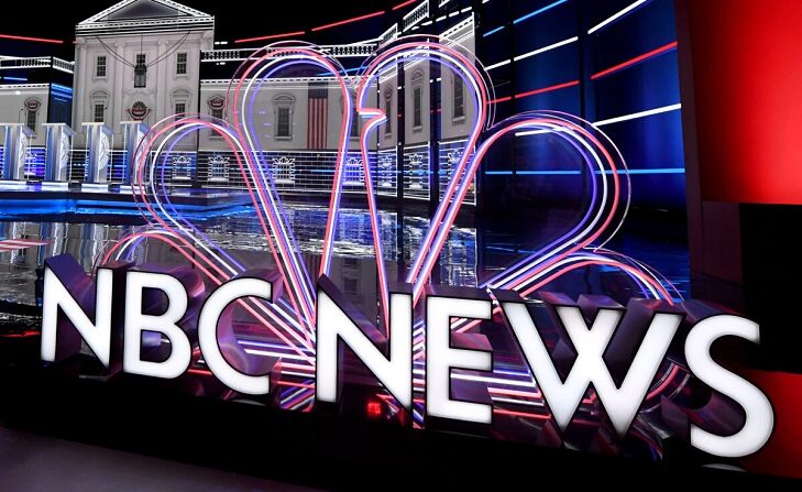 El logo de NBC News en Las Vegas, Nevada, el 18 de febrero de 2020. (Ethan Miller/Getty Images)