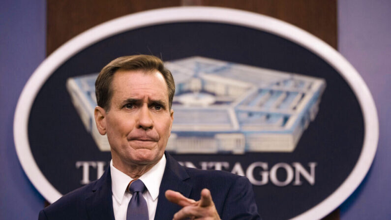 El secretario de prensa del Pentágono, John Kirby, habla durante una rueda de prensa en el Pentágono en Arlington, Virginia, el 3 de septiembre de 2021. (Drew Angerer/Getty Images)
