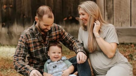 Papá con cáncer fallece minutos después de conocer a su bebé recién nacido