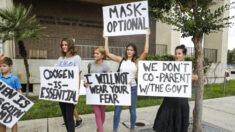 Despiden a maestro de Florida por no usar mascarilla