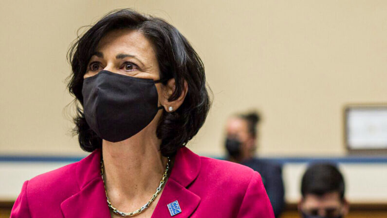 La Dra. Rochelle Walensky, directora de los Centros para el Control y la Prevención de Enfermedades, durante una audiencia en el Congreso en Washington el 15 de abril de 2021. (Amr Alfiky/Pool/Getty Images)