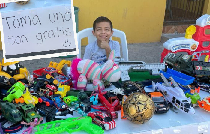 Un niño regala todos sus juguetes a aquellos que no recibieron regalos en  Navidad, Noticias Univision América Latina
