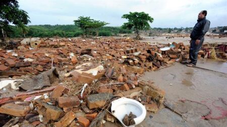 Sube a 21 el número de muertos por fuerte temporal de lluvias en Sao Paulo