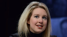 Hallan culpable de fraude a emprendedora de Silicon Valley Elizabeth Holmes