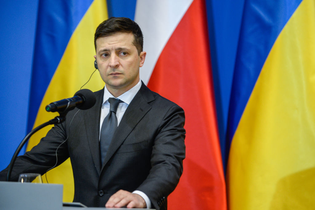 Presidente de Ucrania pide unidad a Europa para proteger al país de la amenaza rusa