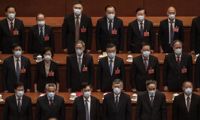 Mala salud de funcionarios del PCCh se pone de manifiesto tras el colapso de altos cargos
