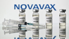 Decisión de la FDA sobre vacuna contra COVID-19 de Novavax podría retrasarse