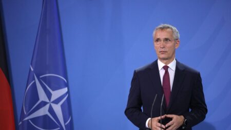 OTAN responde por escrito a exigencias de Moscú y se prepara para «lo peor»