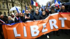 100,000 personas se manifiestan en Francia contra propuesta de nuevo pase de vacunación anti-COVID