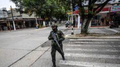 Un muerto y más de 20 heridos en múltiples atentados contra el Ejército de Colombia