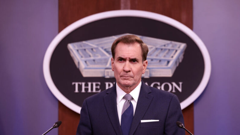 El secretario de prensa del Pentágono, John Kirby, habla durante una rueda de prensa en el Pentágono el 2 de septiembre de 2021 en Arlington, Virginia. (Kevin Dietsch/Getty Images)