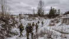 Ucranianos luchan contra las fuerzas rusas para mantener el control de Kiev