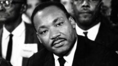 Lo que el reverendo Martin Luther King Jr.  diría sobre la nueva política contra COVID-19 de Biden