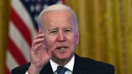 Biden insulta a reportero que le preguntó sobre la inflación