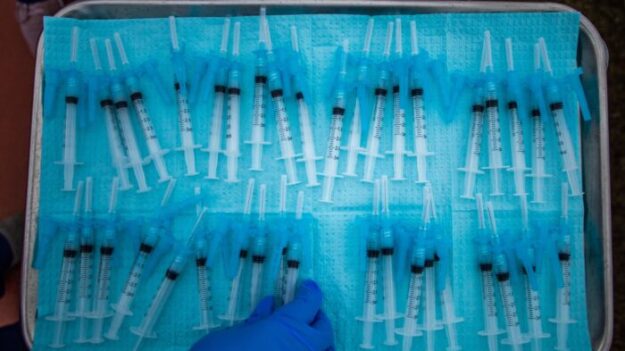 NIH se niegan a publicar detalles del acuerdo de regalías por vacuna anti-COVID